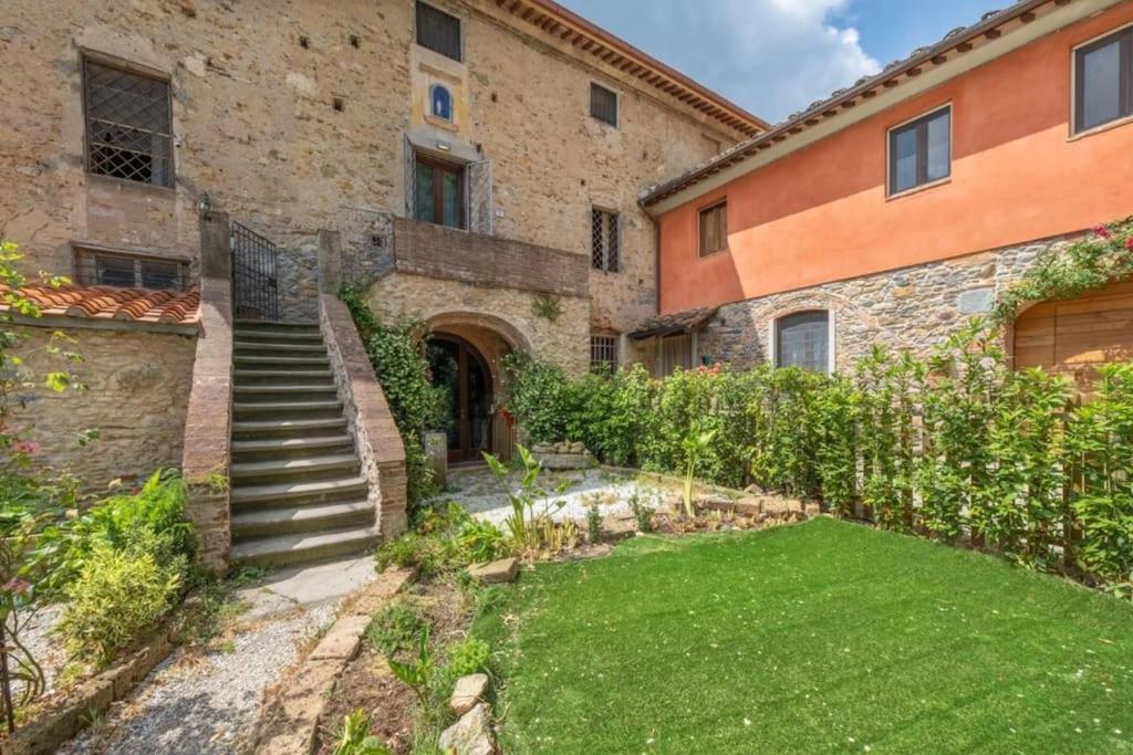 Uno Spazio Di Relax In Toscana Apartment Buti Exterior foto